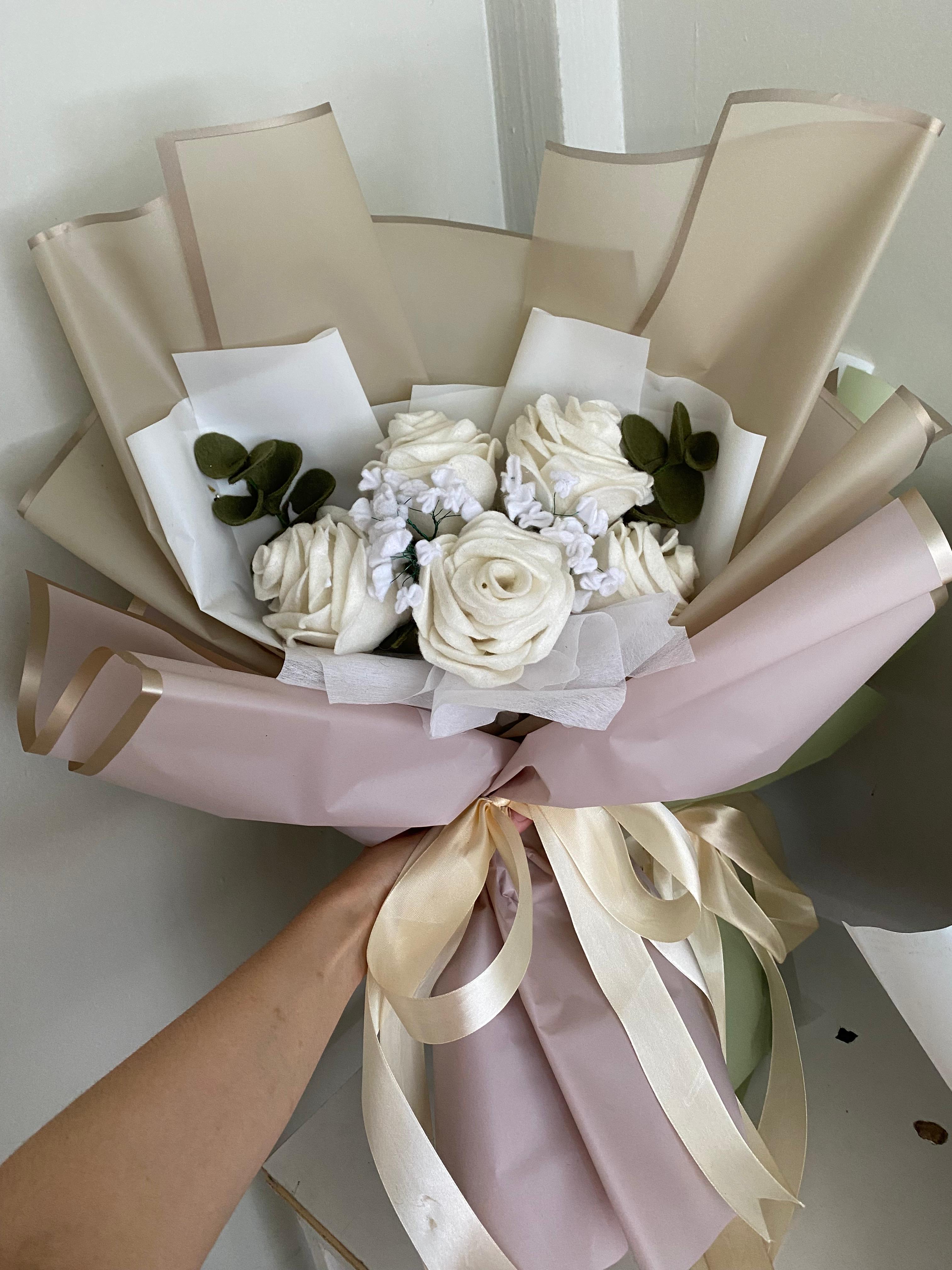 Buket White Rose Nude 
